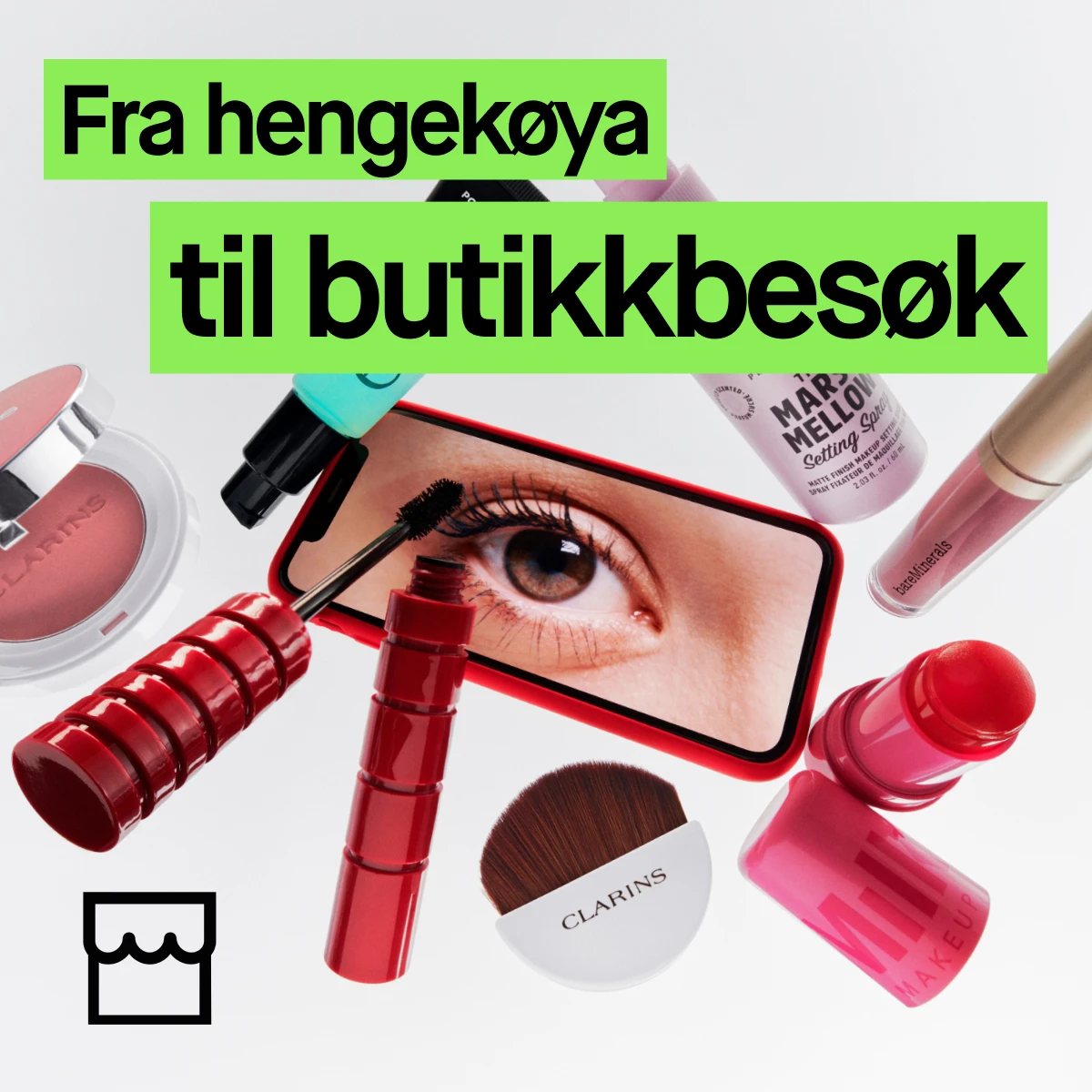 Grønn kampanjetekst med ordene «Från hängmatta till butikshäng» vises over en kollasj av makeup- og skjønnhetsprodukter, blant annet e.l.f. Power Grip Primer, Clarins rouge, mascara og et mobilbilde av et øye. Teksten «Plocka upp din order var du än är med Click & Collect» vises sammen med et butikkikon.