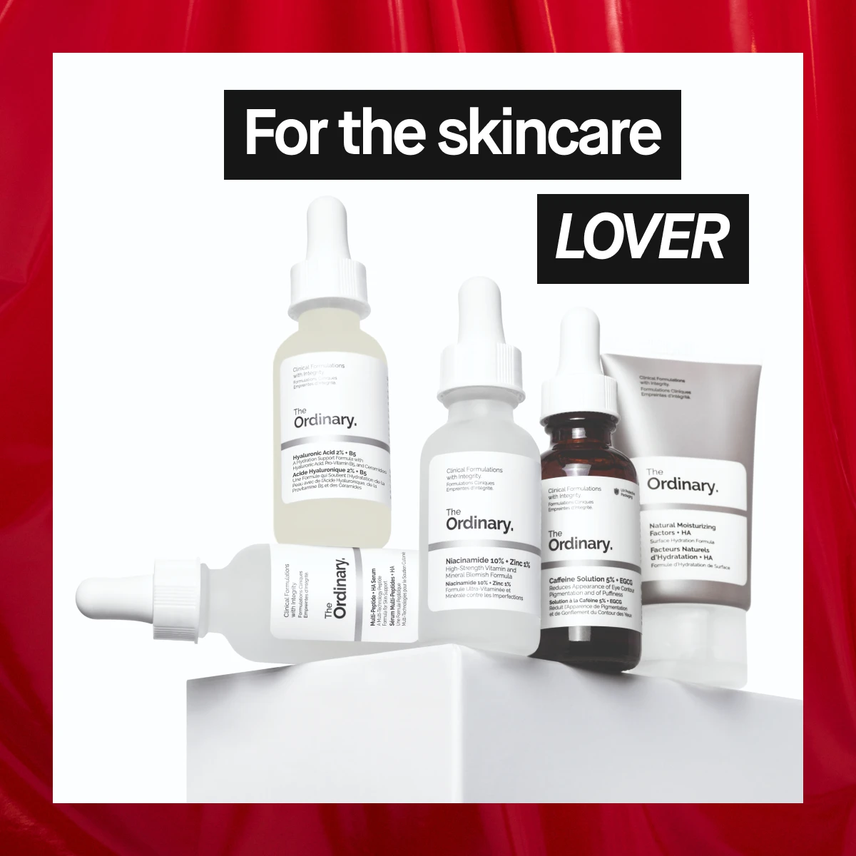 Bild som visar fem The Ordinary produkter. Texten "For the skincare LOVER" är synlig. Bakgrunden är vit med röda detaljer.