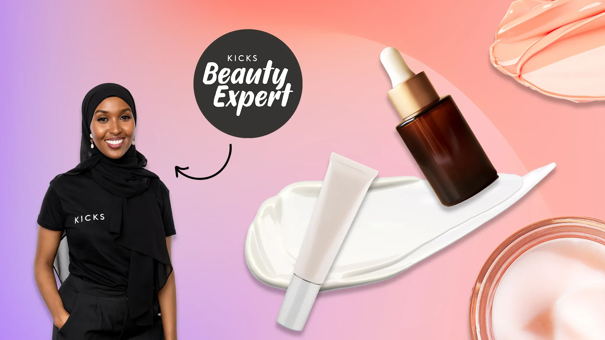 Nainen "kicks beauty expert" -logon vasemmalla puolella ja ihonhoitotuotteita taustalla, joka vaihtuu sinisestä vaaleanpunaiseksi