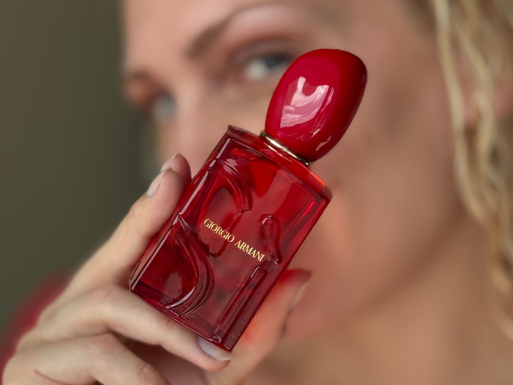 armani4-3 (4).png