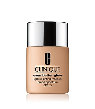 Clinique Even Better Glow Light Reflecting Makeup SPF15 52 Neutral CN