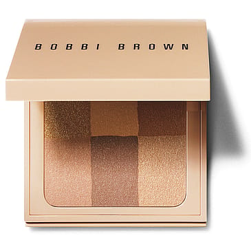 Bobbi Brown Nude Finish Illuminating Powder Buff