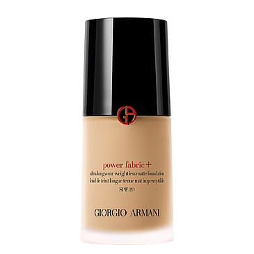 Armani Power Fabric+ Foundation 4