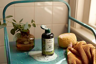 THE BODY SHOP Olive Shower Gel 250 ml