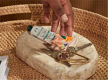 THE BODY SHOP Pink Grapefruit Hand Cream 30 ml