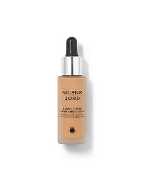 Nilens Jord Second Skin Serum Foundation 555 Chai