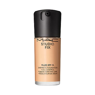 MAC Studio Fix Fluid Broad Spectrum SPF 15 NC17