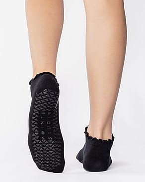 Pointe Studio Ruffle  Grip Full Foot Black 35-38
