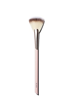 FLAER 208 Highlighter Fan Brush 208 Highlighter Fan Brush