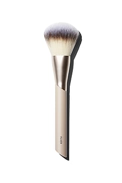 FLAER 102 All Over Face Powder Brush 102 All Over Face Powder Brush