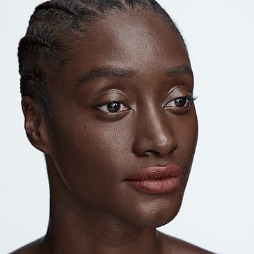BYREDO Lipstick Matte 320 Attached