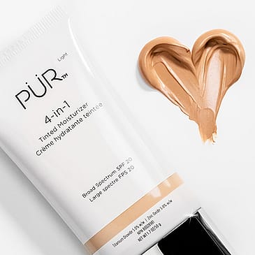 PÜR 4-in-1 Mineral Tinted Moisturizer LG3 Light