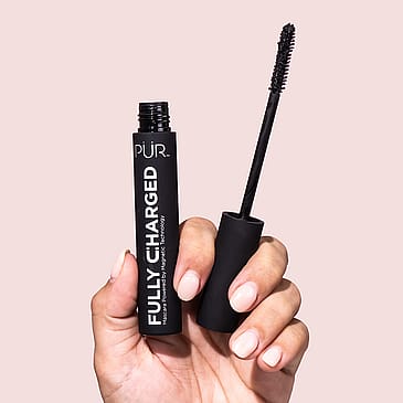 PÜR Fully Charged Mascara Black