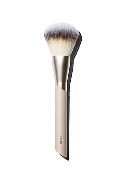 FLAER 102 All Over Face Powder Brush 102 All Over Face Powder Brush