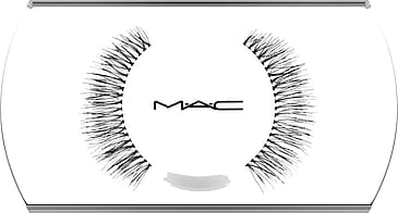 MAC Lashes 4