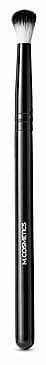 M.COSMETICS Basic Blending Brush No. 25