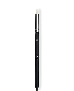 DIOR Backstage Small Eyeshadow Blending Brush N° 22