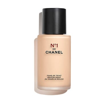 CHANEL ILLUMINATES - MOISTURIZES - PROTECTS BR22