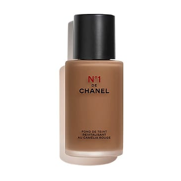 CHANEL ILLUMINATES - MOISTURIZES - PROTECTS BR152