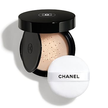 CHANEL Natural Finish Loose Powder. On-The-Go Format 30 Medium