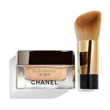 CHANEL ULTIMATE RADIANCE -GENERATING CREAM FOUNDATION 30 Beige