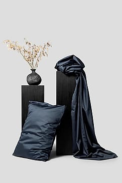 Abate Dynebetræk Dark Blue 140x220 cm