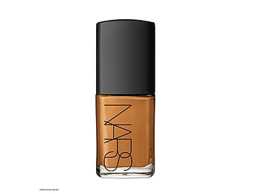 NARS Sheer Glow Foundation Macao