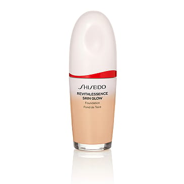 Shiseido Revitalessence Skin Glow Foundation 150
