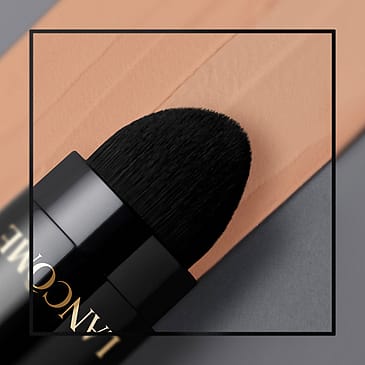 Lancôme Teint Idôle Ultra Wear Stick Foundation 045 Sable Beige