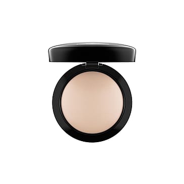 MAC Mineralize Skinfinish/ Natural Light