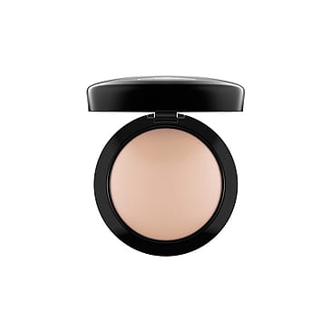 MAC Mineralize Skinfinish Natural Medium