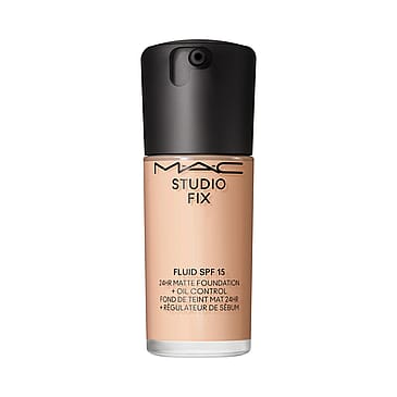 MAC Studio Fix Fluid Broad Spectrum SPF 15 N4.5