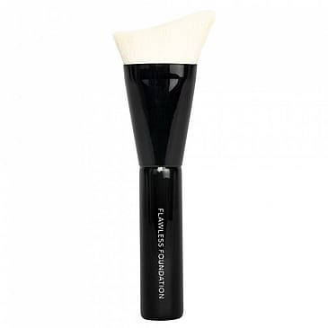 MAKETHEMAKE Flawless Foundation Brush