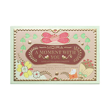 MOIRA A Moment With You Pressed Pigment Palette