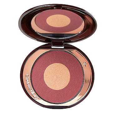 Charlotte Tilbury Cheek To Chic Walk Of No Shame