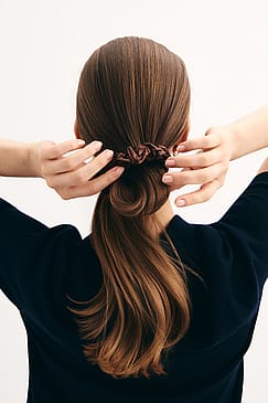ByBarb Silk Scrunchie Brown