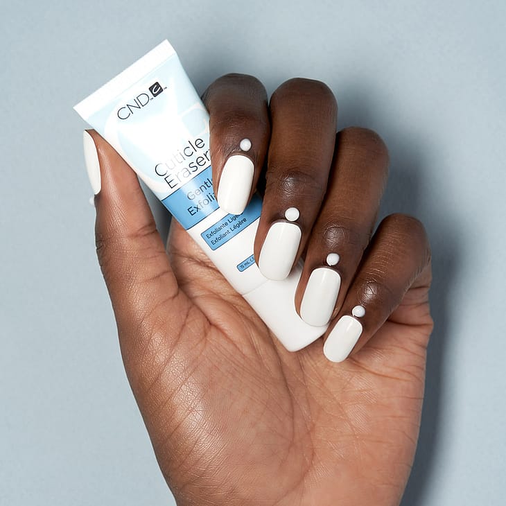 Køb Cuticle Eraser Gentle Exfoliator 15 ml fra CND Matas