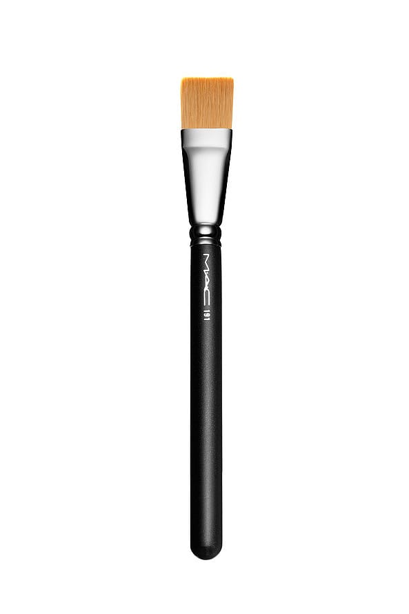 MAC Square Foundation Brush 191