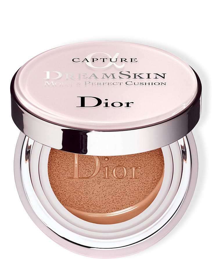 DIOR Dreamskin Moist & Perfect Cushion SPF 50 030