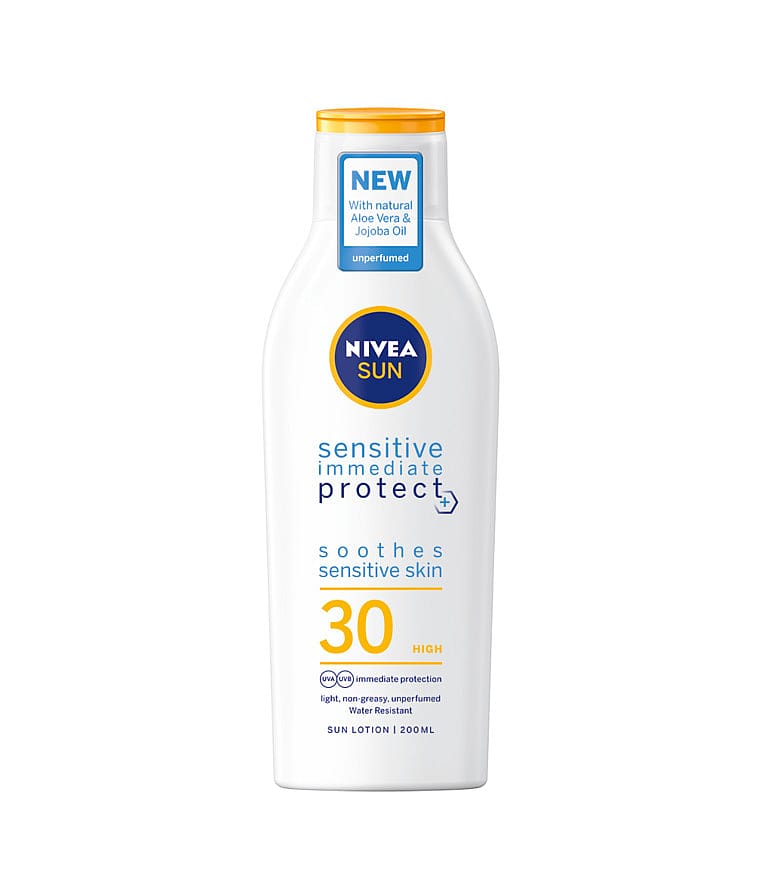NIVEA Sun Protect & Sensitive Soothing Lotion SPF 30 200 ml