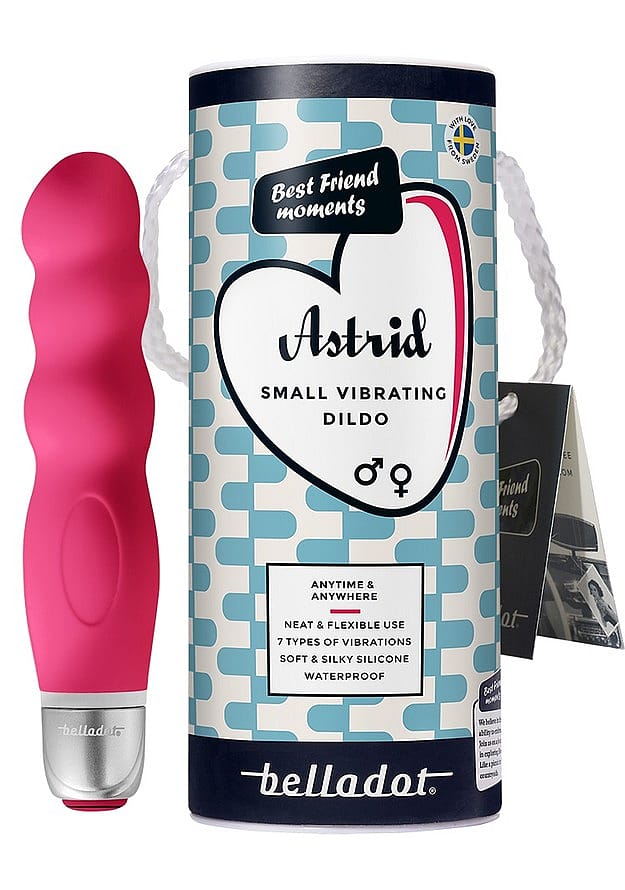 Belladot Astrid Small Vibrating Dildo Red