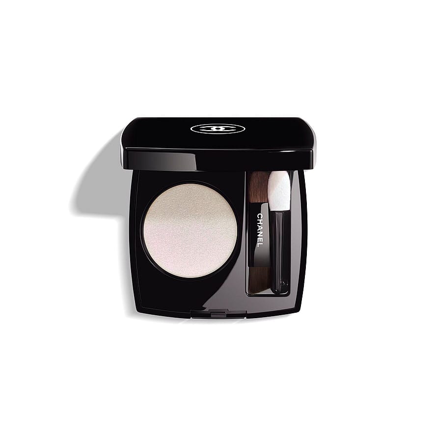 CHANEL Multi-Use Longwearing Eyeshadow 220 Blanc Perle