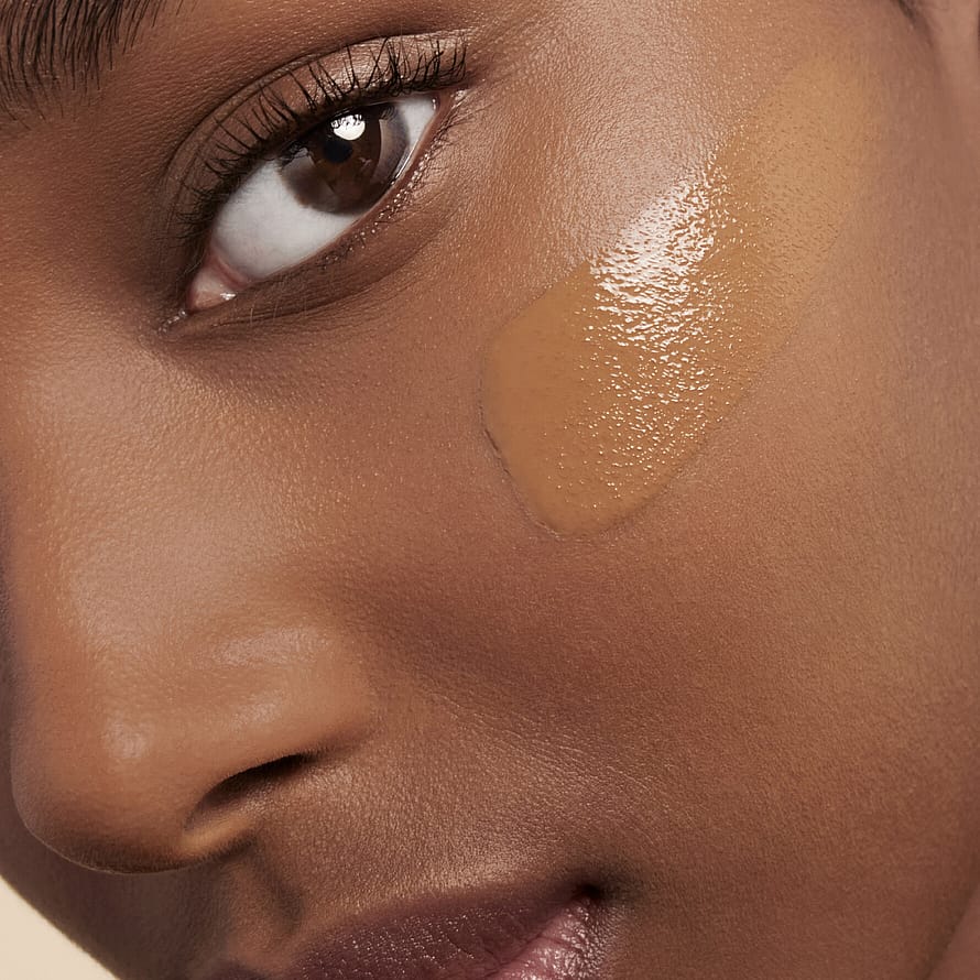 Yves Saint Laurent All Hours Foundation DW2