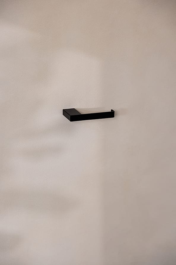 Metallbude Tuali Toiletpapirholder Sort