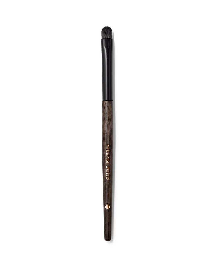 Nilens Jord Pure Collection Small Eye Shadow Brush 880