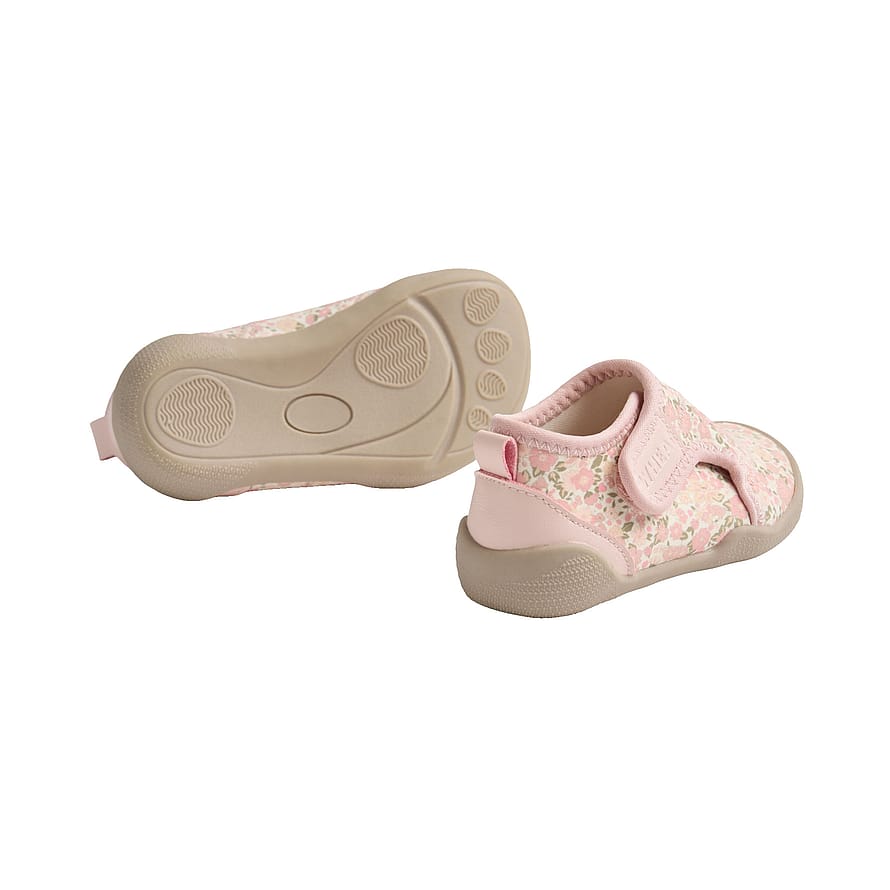 WHEAT Beach Shoe Shawn Ivory Flower Meadow 31