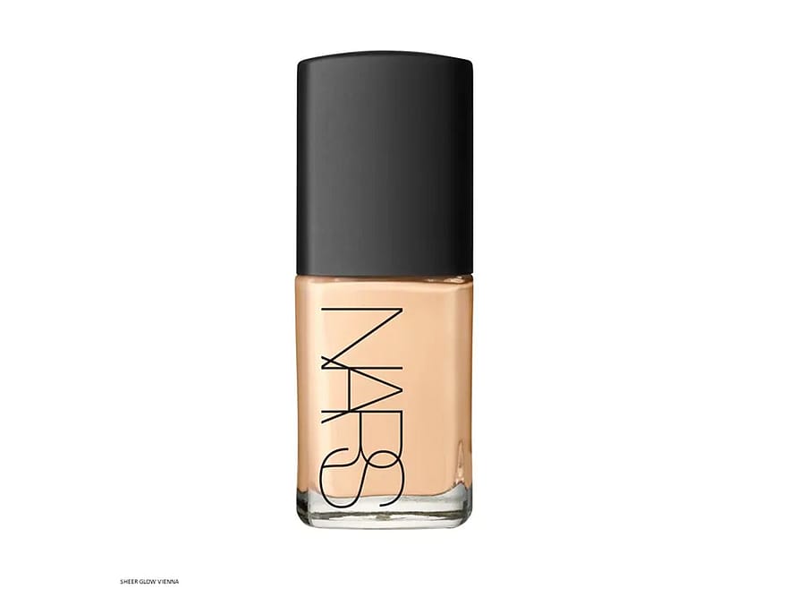 NARS Sheer Glow Foundation Yukon