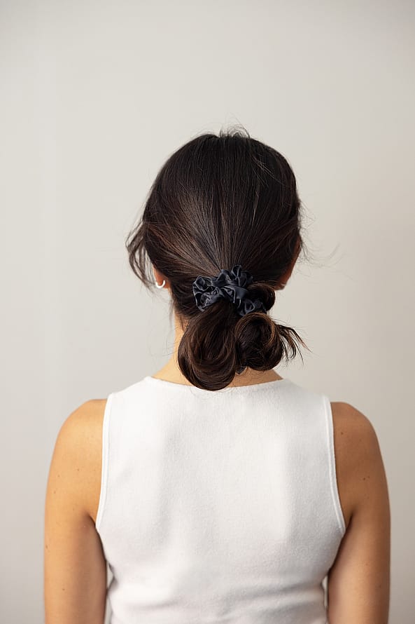 ByBarb Silk Scrunchie Black