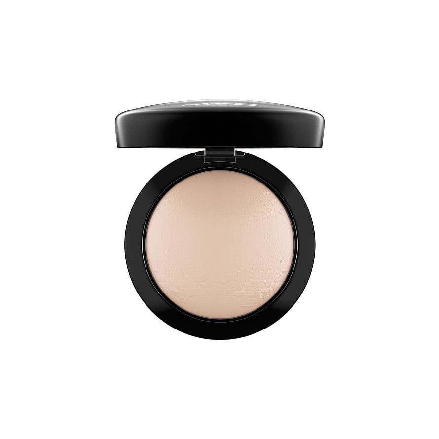 MAC Mineralize Skinfinish/ Natural Light
