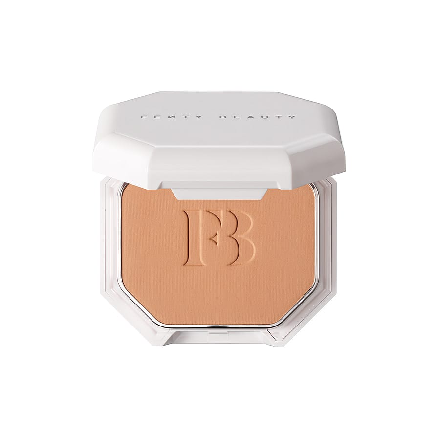 Fenty Beauty Pro Filt'r Soft Matte Powder Foundation 320